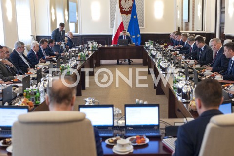  20.08.2019 WARSZAWA<br />
POSIEDZENIE RADY MINISTROW<br />
POSIEDZENIE RZADU<br />
N/Z PREMIER MATEUSZ MORAWIECKI MINISTROWIE RZAD SALA POSIEDZEN WIDOK VIEW<br />
 