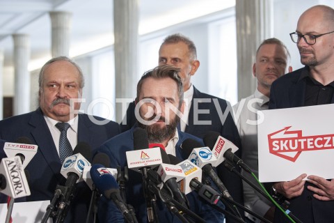  20.08.2019 WARSZAWA<br />
KOMITET WYBORCZY SKUTECZNI ZAPREZENTOWAL LIDEROW<br />
N/Z PIOTR MARZEC LIROY JACEK DOBIESZ HUBERT CZERNIAK MARCIN SAWICKI<br />
 