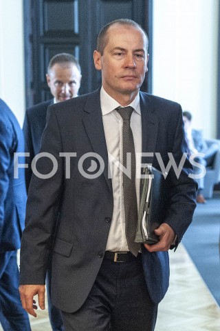  20.08.2019 WARSZAWA<br />
POSIEDZENIE RADY MINISTROW<br />
POSIEDZENIE RZADU<br />
N/Z ROBERT BROCHOCKI<br />
 