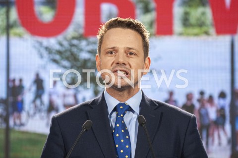  22.08.2019 WARSZAWA<br />
PREZENTACJA KANDYDATOW DO SEJMU Z WARSZAWSKIEJ LISTY KOALICJI OBYWATELSKIEJ<br />
N/Z RAFAL TRZASKOWSKI<br />
 