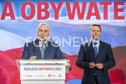  22.08.2019 WARSZAWA<br />
PREZENTACJA KANDYDATOW DO SEJMU Z WARSZAWSKIEJ LISTY KOALICJI OBYWATELSKIEJ<br />
N/Z RAFAL TRZASKOWSKI GRZEGORZ SCHETYNA<br />
 