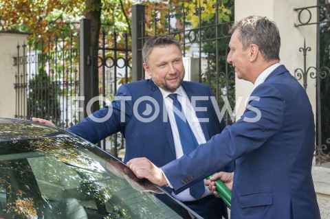  22.08.2019 WARSZAWA<br />
PREZENTACJA KANDYDATOW DO SEJMU Z WARSZAWSKIEJ LISTY KOALICJI OBYWATELSKIEJ<br />
N/Z MARCIN KIERWINSKI ANDRZEJ HALICKI<br />
 