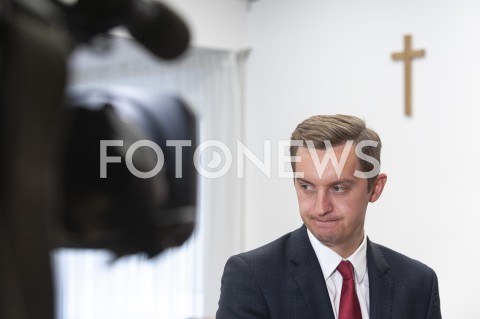  27.08.2019 WARSZAWA<br />
KONFERENCJA KOMISJI DS REPRYWATYZACJI NIERUCHOMOSCI WARSZAWSKICH<br />
N/Z SEBASTIAN KALETA<br />
 