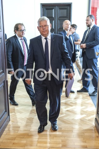  27.08.2019 WARSZAWA<br />
POSIEDZENIE RADY MINISTROW<br />
POSIEDZENIE RZADU<br />
N/Z MAREK SUSKI<br />
 