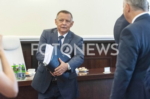  27.08.2019 WARSZAWA<br />
POSIEDZENIE RADY MINISTROW<br />
POSIEDZENIE RZADU<br />
N/Z MARIAN BANAS<br />
 
