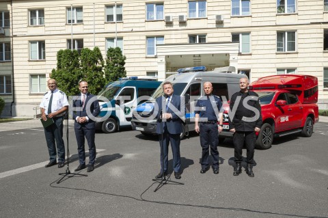  28.08.2019 WARSZAWA<br />
KONFERENCJA W MSWIA PODSUMOWANIE PRACY SLUZB PODCZAS WAKACJI<br />
N/Z ALVIN GAJADHUR RAFAL WEBER JAROSLAW ZIELINSKI JAROSLAW SZYMCZYK LESZEK SUSKI<br />
 