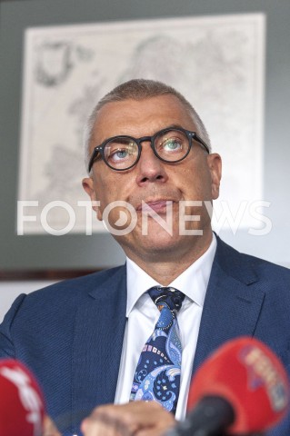  29.08.2019 WARSZAWA<br />
KONFERENCJA NA TEMAT SLEDZTWA W SPRAWIE SMIERCI DAWIDA KOSTECKIEGO<br />
N/Z ROMAN GIERTYCH<br />
 