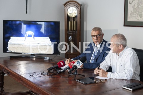 Konferencja Romana Giertycha nt. śledztwa w sprawie śmierci Dawida Kosteckiego w Warszawie