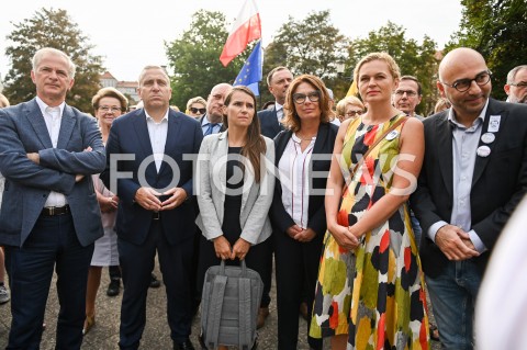  31.08.2019 GDANSK<br />
OBCHODY 39. ROCZNICY POROZUMIEN SIERPNIOWYCH W GDANSKU<br />
N/Z SLAWOMIR RYBICKI GRZEGORZ SCHETYNA AGNIESZKA POMASKA MALGORZATA KIDAWA BLONSKA BARBARA NOWACKA RADOMIR SZUMELDA<br />
 