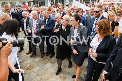  31.08.2019 GDANSK<br />
OBCHODY 39. ROCZNICY POROZUMIEN SIERPNIOWYCH W GDANSKU<br />
N/Z JERZY BOROWCZAK LECH WALESA GRZEGORZ SCHETYNA BOGDAN BORUSEWICZ HENRYKA KRZYWONOS ALEKSANDRA DULKIEWICZ MALGORZATA KIDAWA BLONSKA<br />
 