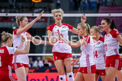  04.09.2019 LODZ ( POLAND )<br />
SIATKOWKA KOBIET <br />
MISTRZOSTWA EUROPY KOBIET <br />
CEV EUROVOLLEY 2019 WOMEN EUROPEAN CHAMPIONSHIP<br />
1/4 FINALU <br />
MECZ POLSKA - NIEMCY ( Poland - Germany ) <br />
N/Z AGNIESZKA KAKOLEWSKA MAGDALENA STYSIAK JOANNA WOLOSZ NATALIA MEDRZYK MALWINA SMARZEK - GODEK <br />
 