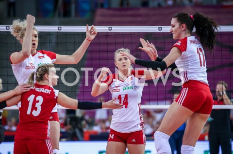  04.09.2019 LODZ ( POLAND )<br />
SIATKOWKA KOBIET <br />
MISTRZOSTWA EUROPY KOBIET <br />
CEV EUROVOLLEY 2019 WOMEN EUROPEAN CHAMPIONSHIP<br />
1/4 FINALU <br />
MECZ POLSKA - NIEMCY ( Poland - Germany ) <br />
N/Z AGNIESZKA KAKOLEWSKA JOANNA WOLOSZ MALWINA SMARZEK - GODEK PAULINA MAJ - ERWARDT RADOSC EMOCJE <br />
 