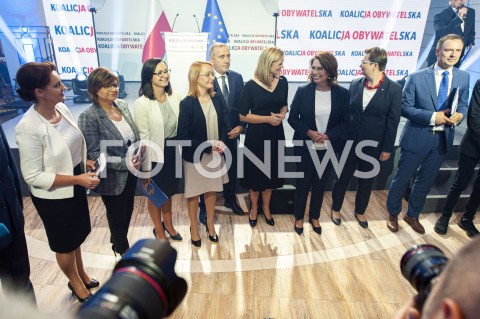  06.09.2019 WARSZAWA<br />
KONWENCJA PROGRAMOWA KOALICJI OBYWATELSKIEJ<br />
N/Z MALGORZATA KIDAWA BLONSKA GRZEGORZ SCHETYNA KAMILA GASIUK PIHOWICZ BARBARA NOWACKA KATARZYNA LUBNAUER OKLA DREWNOWICZ<br />
 