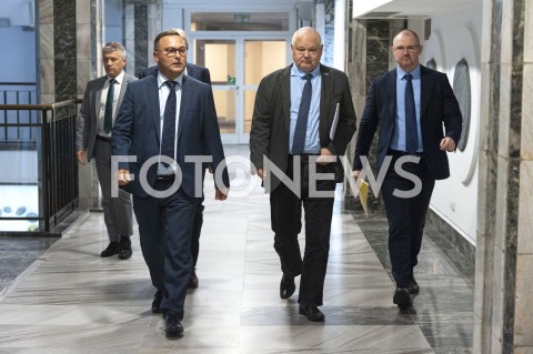  11.09.2019 WARSZAWA<br />
KONFERENCJA W NBP PO RADZIE POLITYKI PIENIEZNEJ <br />
N/Z ADAM GLAPINSKI RAFAL SURA ERYK LON MARCIN PACHUCKI<br />
 