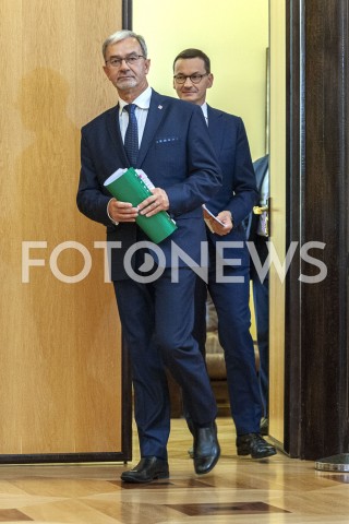  24.09.2019 WARSZAWA<br />
KONFERENCJA PREMIERA I MINISTRA FINANSOW<br />
BUDZET 2020 EKOKPRM<br />
N/Z PREMIER MATEUSZ MORAWIECKI JERZY KWIECINSKI<br />
 