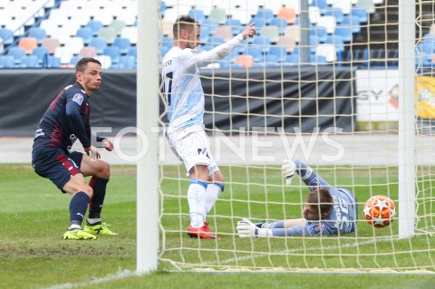  25.09.2019 RZESZOW <br />
PILKA NOZNA <br />
TOTOLOTEK PUCHAR POLSKI <br />
RUNDA 1/32 FINALU <br />
MECZ STAL RZESZOW - POGON SZCZECIN <br />
N/Z GRZEGORZ GONCERZ JAKUB BURSZTYN JAKUB BARTKOWSKI NIEUZNANA BRAMKA <br />
 