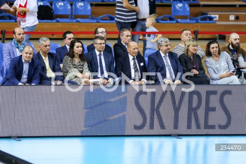  11.10.2019 RZESZOW <br />
SIATKOWKA <br />
LIGA SIATKOWKI KOBIET LSK 2019/2020 <br />
POLISH WOMEN'S VOLLEYBALL LEAGUE <br />
MECZ DEVELOPRES SKYRES RZESZOW - DPD LEGIONOVIA LEGIONOWO <br />
N/Z MACIEJ MASLOWSKI PAWEL PONCYLJUSZ MARCIN WARCHOL TADEUSZ FERENC MAREK USTROBINSKI MAGDALENA SLIWA MALGORZATA NIEMCZYK <br />
 