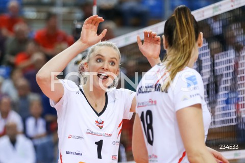  11.10.2019 RZESZOW <br />
SIATKOWKA <br />
LIGA SIATKOWKI KOBIET LSK 2019/2020 <br />
POLISH WOMEN'S VOLLEYBALL LEAGUE <br />
MECZ DEVELOPRES SKYRES RZESZOW - DPD LEGIONOVIA LEGIONOWO <br />
N/Z ALEXANDRA ALI FRANTTI RADOSC EMOCJE <br />
 