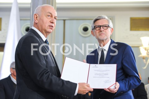  24.10.2019 WARSZAWA<br />
UROCZYSTOSC WRECZENIA NOMINACJI POSLOM IX KADENCJI<br />
N/Z WITOLD CZARNECKI<br />
 