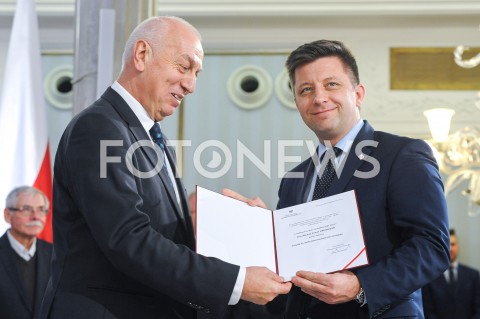 24.10.2019 WARSZAWA<br />
UROCZYSTOSC WRECZENIA NOMINACJI POSLOM IX KADENCJI<br />
N/Z MICHAL DWORCZYK<br />
 