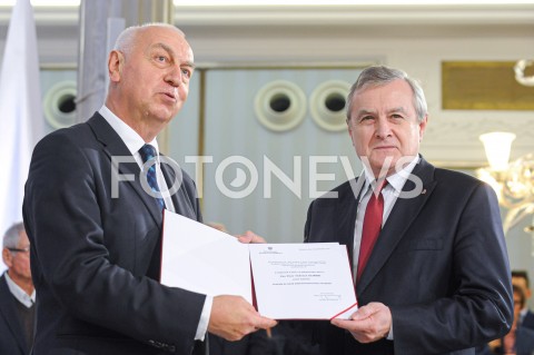 24.10.2019 WARSZAWA<br />
UROCZYSTOSC WRECZENIA NOMINACJI POSLOM IX KADENCJI<br />
N/Z PIOTR GLINSKI WIESLAW KOZIELEWICZ <br />
 