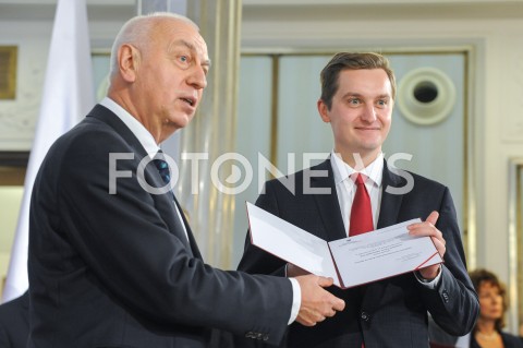  24.10.2019 WARSZAWA<br />
UROCZYSTOSC WRECZENIA NOMINACJI POSLOM IX KADENCJI<br />
N/Z SEBASTIAN KALETA<br />
 