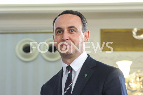  24.10.2019 WARSZAWA<br />
UROCZYSTOSC WRECZENIA NOMINACJI POSLOM IX KADENCJI<br />
N/Z DARIUSZ KLIMCZAK<br />
 