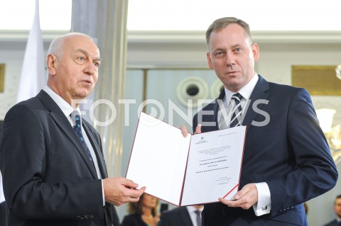  24.10.2019 WARSZAWA<br />
UROCZYSTOSC WRECZENIA NOMINACJI POSLOM IX KADENCJI<br />
N/Z ZBIGNIEW KONWINSKI<br />
 