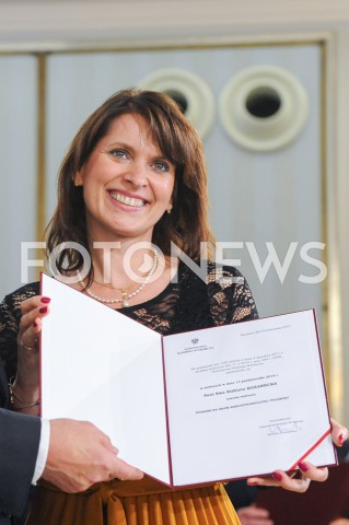  24.10.2019 WARSZAWA<br />
UROCZYSTOSC WRECZENIA NOMINACJI POSLOM IX KADENCJI<br />
N/Z EWA KOZANECKA<br />
 