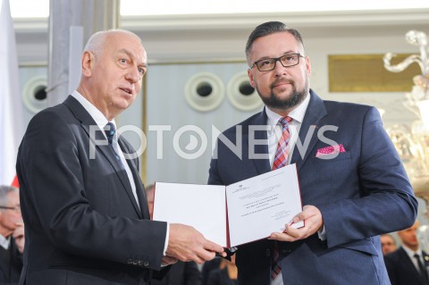  24.10.2019 WARSZAWA<br />
UROCZYSTOSC WRECZENIA NOMINACJI POSLOM IX KADENCJI<br />
N/Z MARCIN KULASEK<br />
 