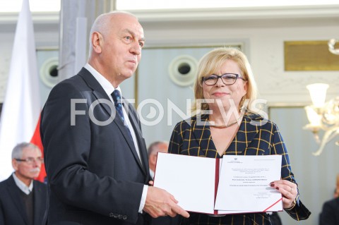  24.10.2019 WARSZAWA<br />
UROCZYSTOSC WRECZENIA NOMINACJI POSLOM IX KADENCJI<br />
N/Z GABRIELA LENARTOWICZ<br />
 