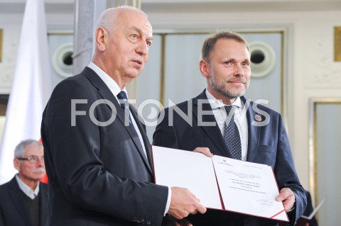  24.10.2019 WARSZAWA<br />
UROCZYSTOSC WRECZENIA NOMINACJI POSLOM IX KADENCJI<br />
N/Z GRZEGORZ LOREK<br />
 