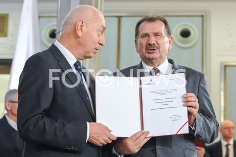  24.10.2019 WARSZAWA<br />
UROCZYSTOSC WRECZENIA NOMINACJI POSLOM IX KADENCJI<br />
N/Z ZBIGNIEW ZIEJEWSKI<br />
 