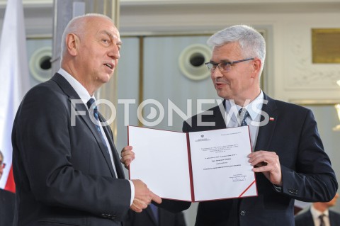  24.10.2019 WARSZAWA<br />
UROCZYSTOSC WRECZENIA NOMINACJI POSLOM IX KADENCJI<br />
N/Z IRENEUSZ ZYSKA<br />
 