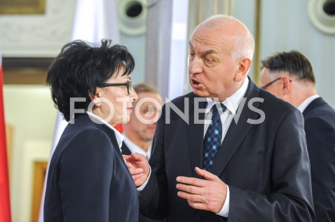  24.10.2019 WARSZAWA<br />
UROCZYSTOSC WRECZENIA NOMINACJI POSLOM IX KADENCJI<br />
N/Z WIESLAW KOZIELEWICZ ELZBIETA WITEK<br />
 