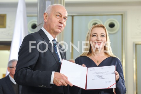  24.10.2019 WARSZAWA<br />
UROCZYSTOSC WRECZENIA NOMINACJI POSLOM IX KADENCJI<br />
N/Z MARTA WCISLO<br />
 