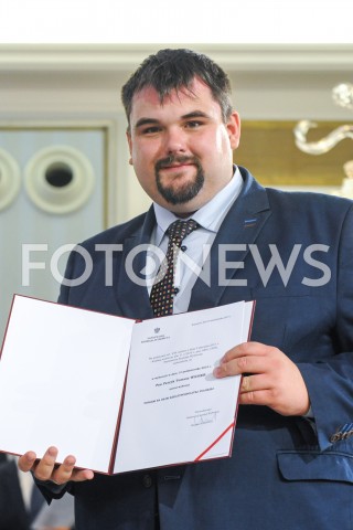  24.10.2019 WARSZAWA<br />
UROCZYSTOSC WRECZENIA NOMINACJI POSLOM IX KADENCJI<br />
N/Z PATRYK WICHER<br />
 