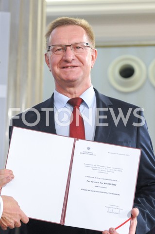  24.10.2019 WARSZAWA<br />
UROCZYSTOSC WRECZENIA NOMINACJI POSLOM IX KADENCJI<br />
N/Z RYSZARD WILCZYNSKI<br />
 