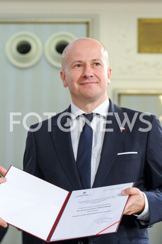  24.10.2019 WARSZAWA<br />
UROCZYSTOSC WRECZENIA NOMINACJI POSLOM IX KADENCJI<br />
N/Z BARTLOMIEJ WROBLEWSKI<br />
 