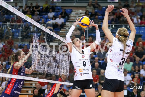  26.10.2019 RZESZOW <br />
SIATKOWKA <br />
LIGA SIATKOWKI KOBIET LSK 2019/2020 <br />
POLISH WOMEN'S VOLLEYBALL LEAGUE <br />
MECZ DEVELOPRES SKYRES RZESZOW - BANK POCZTOWY PALAC BYDGOSZCZ <br />
N/Z ANNA KACZMAR KAMILA WITKOWSKA <br />
 