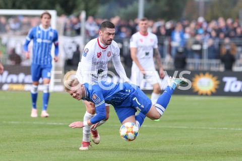  29.10.2019 RZESZOW  ( STADION CWKS RESOVIA ) <br />
PILKA NOZNA <br />
TOTOLOTEK PUCHAR POLSKI <br />
RUNDA 1/16 FINALU <br />
MECZ RESOVIA RZESZOW - LECH POZNAN <br />
N/Z KAMIL JOZWIAK DAWID KUBOWICZ <br />
 