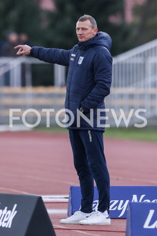  29.10.2019 RZESZOW  ( STADION CWKS RESOVIA ) <br />
PILKA NOZNA <br />
TOTOLOTEK PUCHAR POLSKI <br />
RUNDA 1/16 FINALU <br />
MECZ RESOVIA RZESZOW - LECH POZNAN <br />
N/Z DARIUSZ ZURAW - I TRENER ( HEAD COACH ) SYLWETKA <br />
 