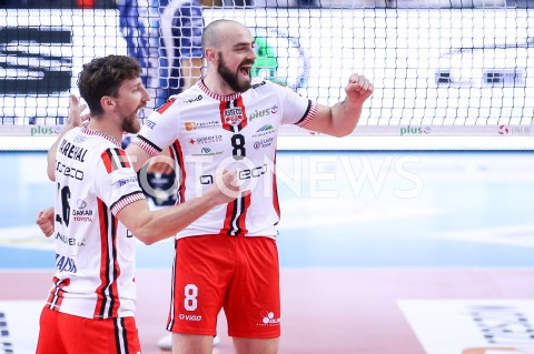  30.10.2019 RZESZOW <br />
SIATKOWKA MEZCZYZN <br />
PLUSLIGA SEZON 2019/2020 <br />
PLUS LIGA POLISH MEN VOLLEYBALL LEAGUE <br />
MECZ ASSECO RESOVIA - MKS SLEPSK MALOW SUWALKI <br />
N/Z NICHOLAS HOAG NICOLAS MARECHAL RADOSC EMOCJE <br />
 