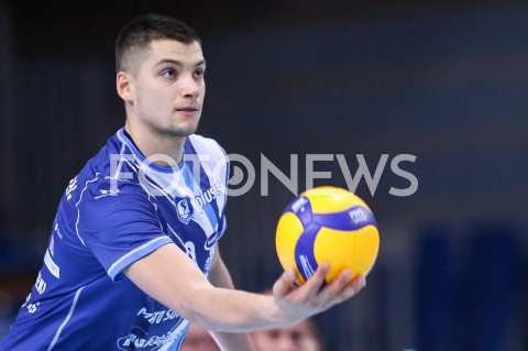  30.10.2019 RZESZOW <br />
SIATKOWKA MEZCZYZN <br />
PLUSLIGA SEZON 2019/2020 <br />
PLUS LIGA POLISH MEN VOLLEYBALL LEAGUE <br />
MECZ ASSECO RESOVIA - MKS SLEPSK MALOW SUWALKI <br />
N/Z NICOLAS SZERSZEN SYLWETKA <br />
 