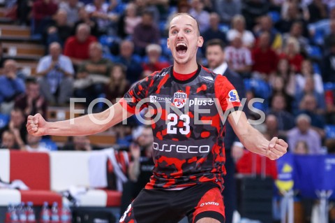  30.10.2019 RZESZOW <br />
SIATKOWKA MEZCZYZN <br />
PLUSLIGA SEZON 2019/2020 <br />
PLUS LIGA POLISH MEN VOLLEYBALL LEAGUE <br />
MECZ ASSECO RESOVIA - MKS SLEPSK MALOW SUWALKI <br />
N/Z BARTOSZ MARIANSKI RADOSC EMOCJE SYLWETKA <br />
 