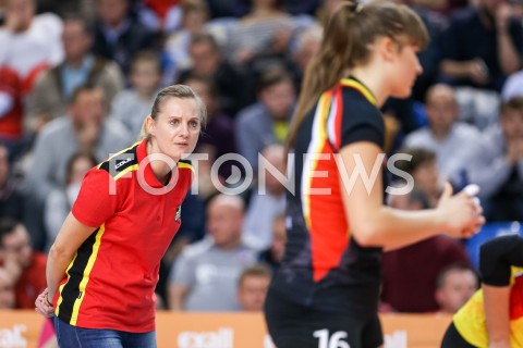  08.11.2019 RZESZOW <br />
SIATKOWKA <br />
LIGA SIATKOWKI KOBIET LSK 2019/2020 <br />
POLISH WOMEN VOLLEYBALL LEAGUE <br />
MECZ WISLA WARSZAWA - DEVELOPRES SKYRES RZESZOW <br />
N/Z AGNIESZKA RABKA - I TRENER ( HEAD COACH ) <br />
 