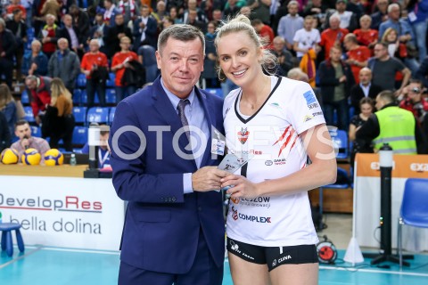  08.11.2019 RZESZOW <br />
SIATKOWKA <br />
LIGA SIATKOWKI KOBIET LSK 2019/2020 <br />
POLISH WOMEN VOLLEYBALL LEAGUE <br />
MECZ WISLA WARSZAWA - DEVELOPRES SKYRES RZESZOW <br />
N/Z ALEXANDRA ALI FRANTTI MVP KOMISARZ ANDRZEJ SKORUPA <br />
 