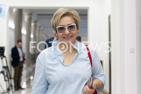  14.11.2019 WARSZAWA SEJM<br />
DZIEN W SEJMIE<br />
N/Z MARIA MALGORZATA JANYSKA<br />
 