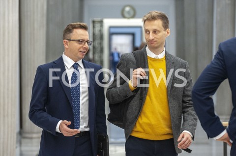  14.11.2019 WARSZAWA SEJM<br />
DZIEN W SEJMIE<br />
N/Z DARIUSZ JONSKI FRANCISZEK STERCZEWSKI<br />
 