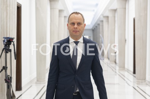  14.11.2019 WARSZAWA SEJM<br />
DZIEN W SEJMIE<br />
N/Z PAWEL HRENIAK<br />
 